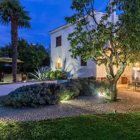 ゲストハウス Bori 3*